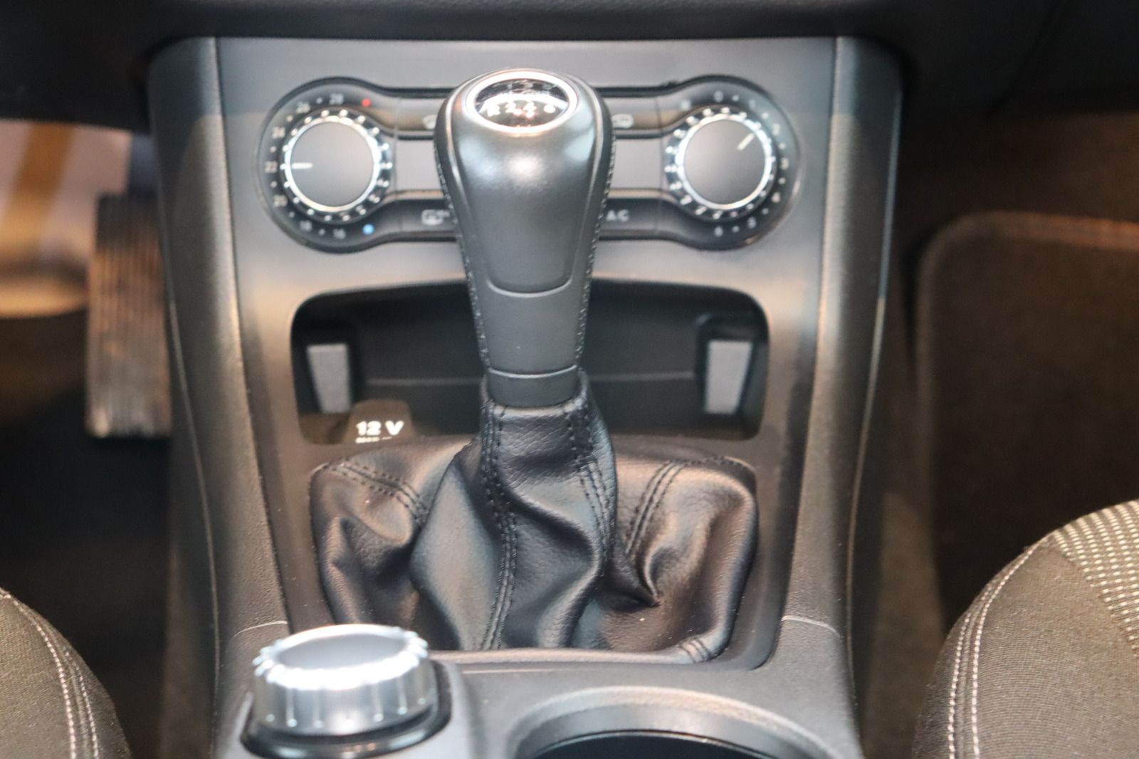 Fahrzeugabbildung Mercedes-Benz B 200 BlueEFFICIENCY * Bi-Xenon * Sitzhzg. * PDC