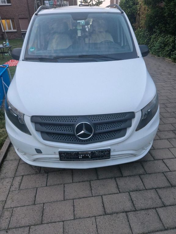 Image of Mercedes-Benz Vito