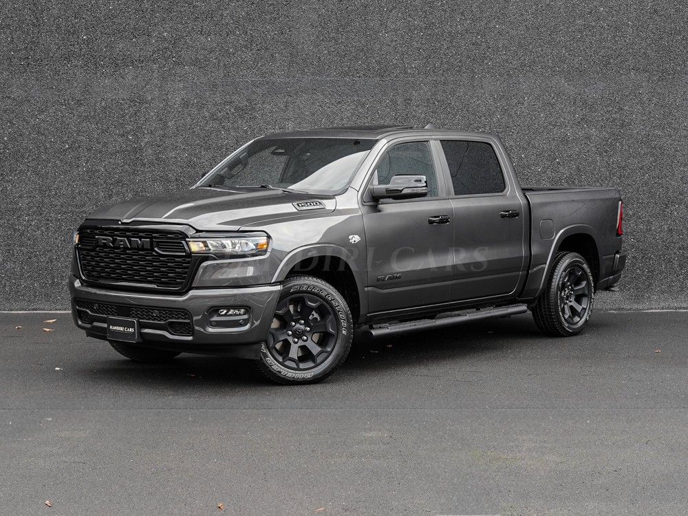 Dodge 2026 5.7L V8 HEMI! RAM 1500 Night€ 63000