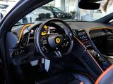 Ferrari Roma Coupe Tailor Carbon 20LM Belüftung ADAS - scheckheftgepflegte Ferrari Roma
