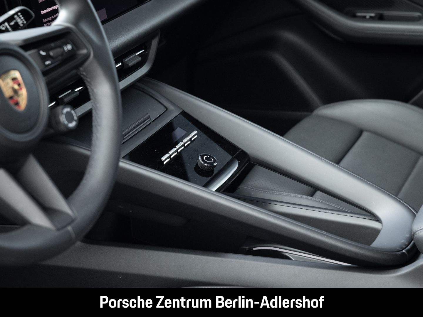 Porsche Macan 4 InnoDrive HA-Lenkung HeadUp Luftfederung foto 23