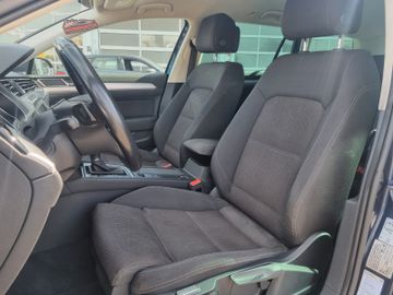 Volkswagen Passat Variant - 7