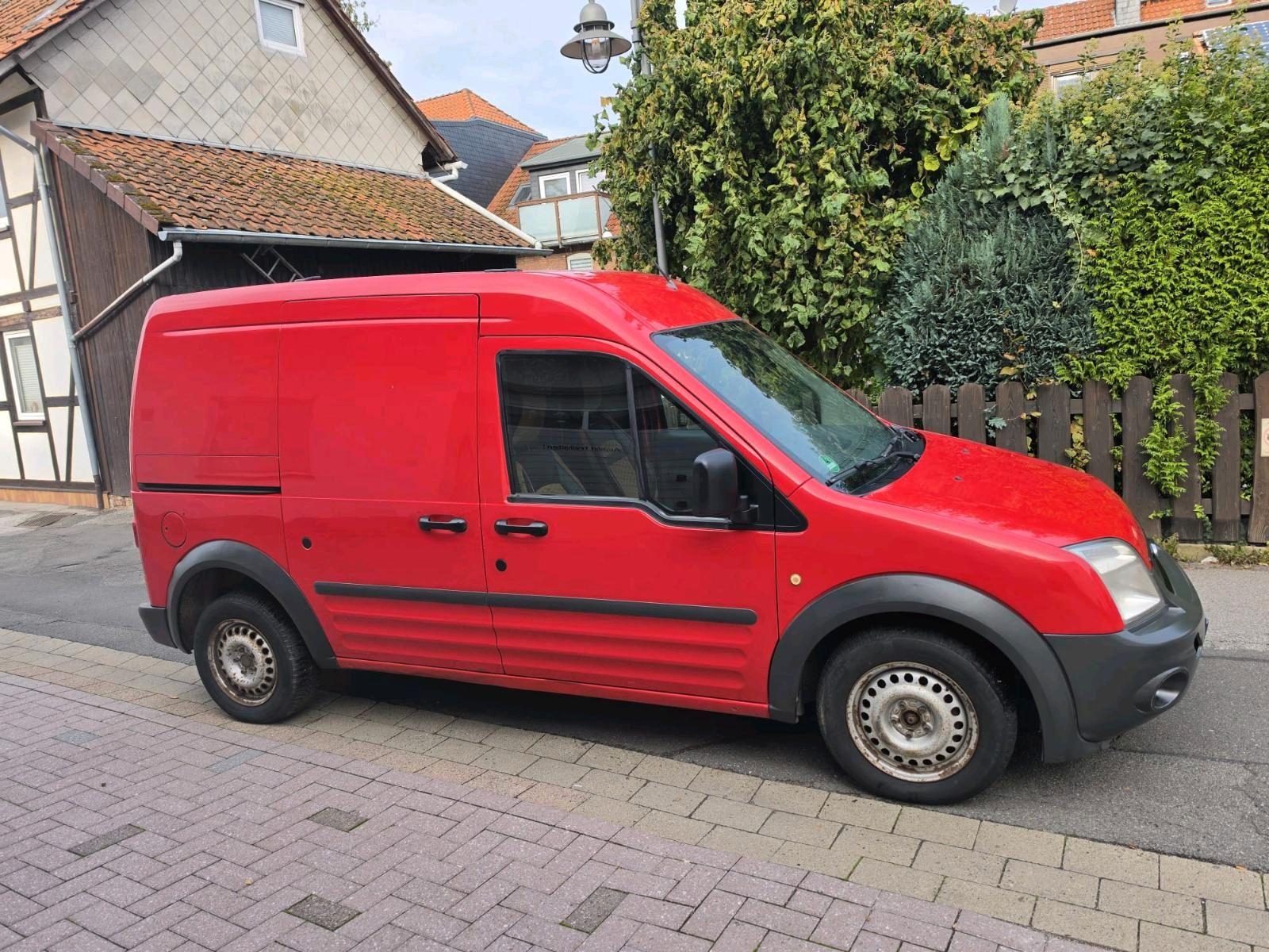 Ford Transit Connect 2012 — салон