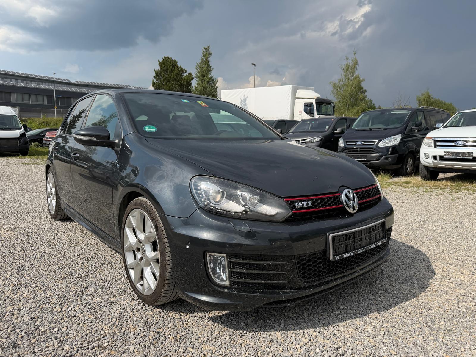Volkswagen Golf VI GTI Edition 35
