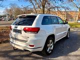 Jeep Grand Cherokee 3.0 CRD Overland - weiße Jeep Grand Cherokee