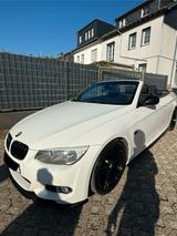 BMW E93 330d M-Paket Facelift LCI Performance M3 - BMW 330 mit Diesel-Antrieb: Cabrio