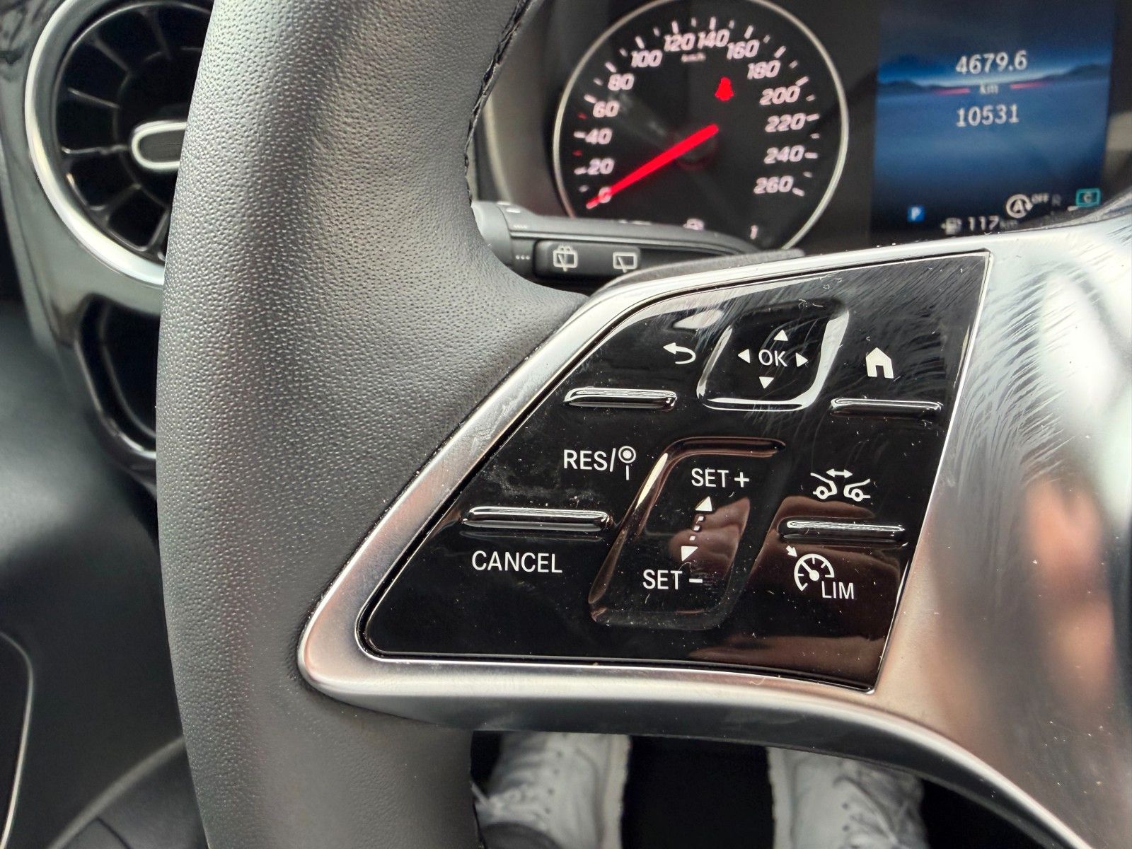 Fahrzeugabbildung Mercedes-Benz Vito 116 CDI 9G 4x4 Tourer Extral AHK2,5 Stdh