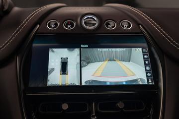 صورة مصغرة 37 لـ 2023 Aston Martin DBX