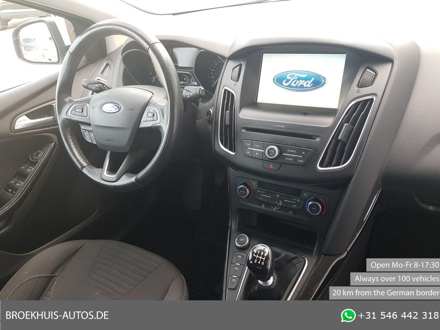Ford Focus 2015 — фото 17