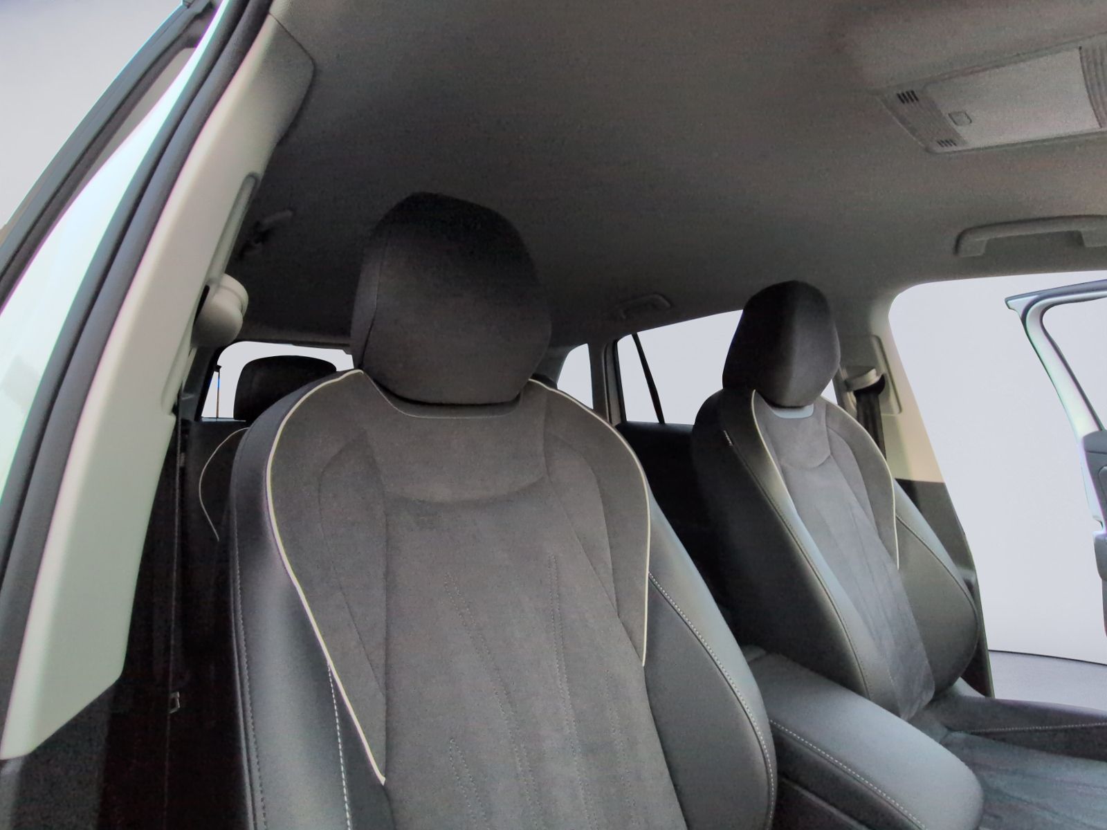 Tiguan 1.5 eTSI DSG Elegance KAMERA+AHK+DCC