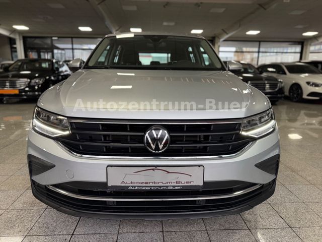 Volkswagen Tiguan 2.0 Life 4Motion Navi/Anhänger/Touch/PDC