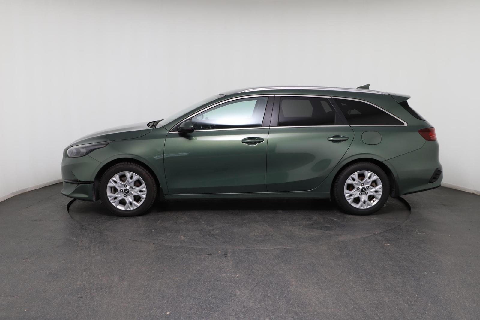 Kia Ceed SW 1.5 T-GDI Gold  *NAVI*LED*SHZ*Kamera*