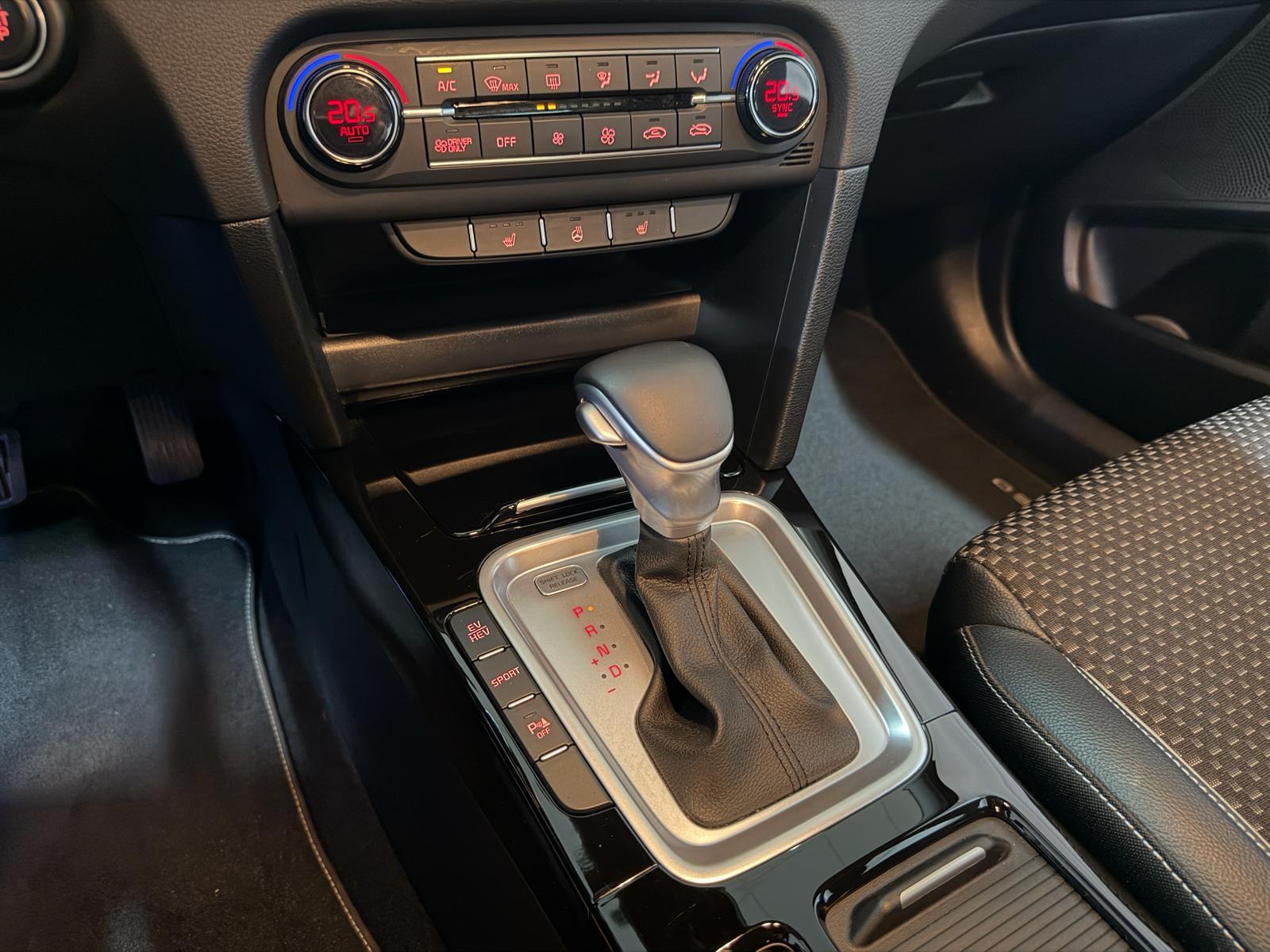 Kia XCeed Vision Plug-in Hybrid