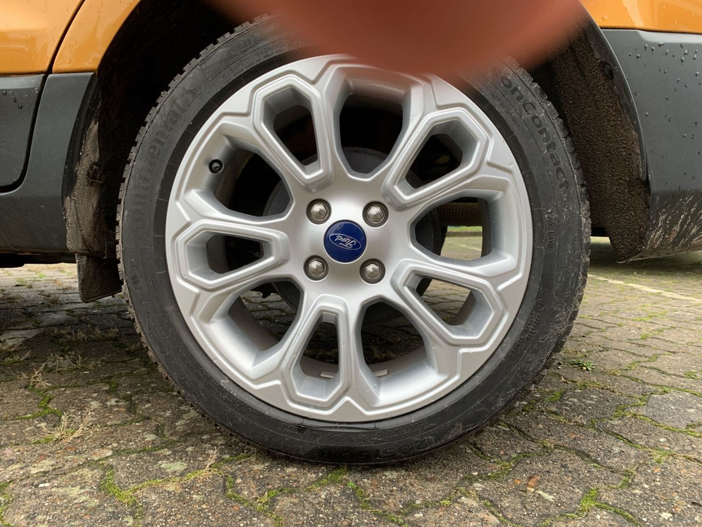 Fahrzeugabbildung Ford EcoSport Titanium nur 10.000 km!!, Navi, Sitzhei