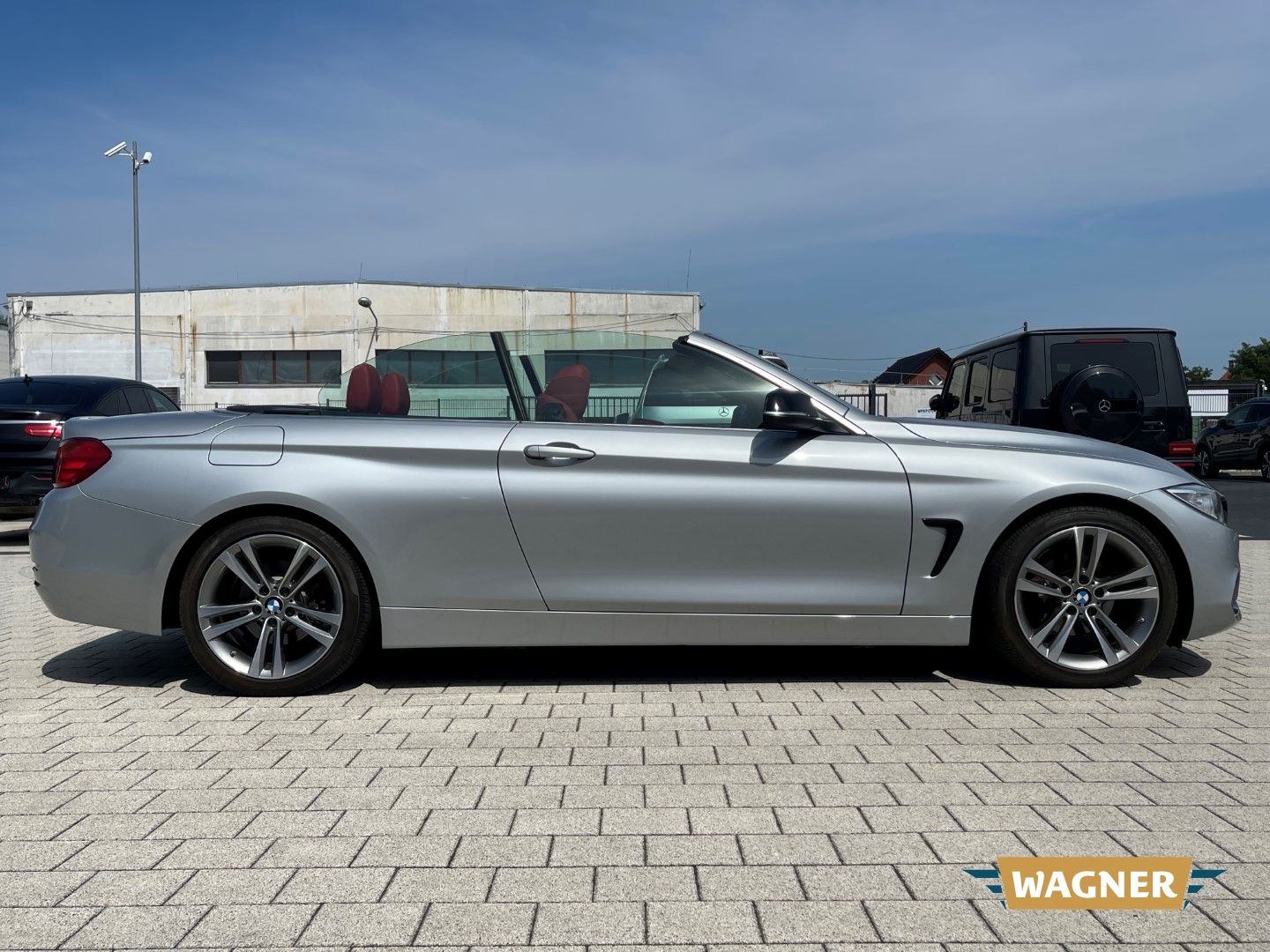 Fahrzeugabbildung BMW 420 i Cabrio Automatik Leder Navi Service NEU