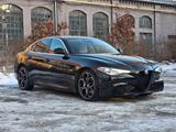 Alfa Romeo Giulia 2.0 Turbo Q2  - schwarze Alfa Romeo Giulia