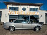 Jaguar XJ8 4.2 Liter V8 - Jaguar XJ8: 4.2