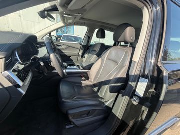 Audi Q7 - 9