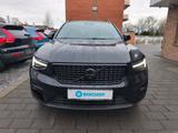 Volvo XC40 B3 Black Edition Plus 2WD EU6e Navi 360° Me - Volvo XC40 Gebrauchtwagen
