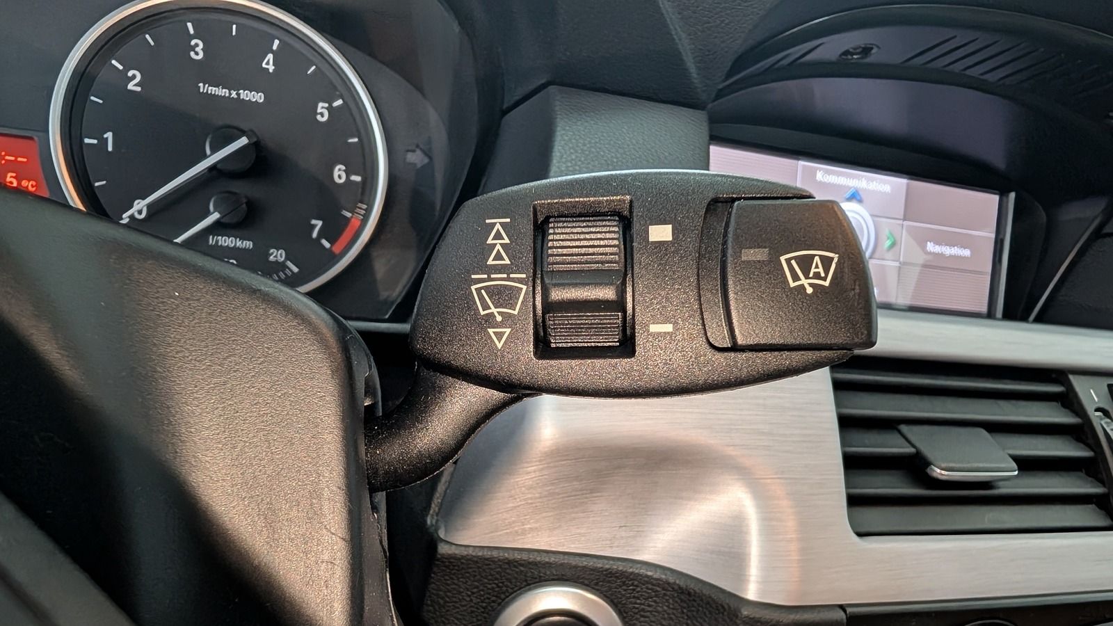 Fahrzeugabbildung BMW 523 i * Xenon * Leder * HUD *