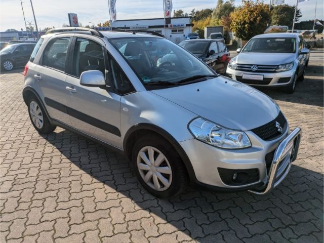 Suzuki SX 4 Classic City+ 1.6 VVT Navi SHZ Keyless Entr