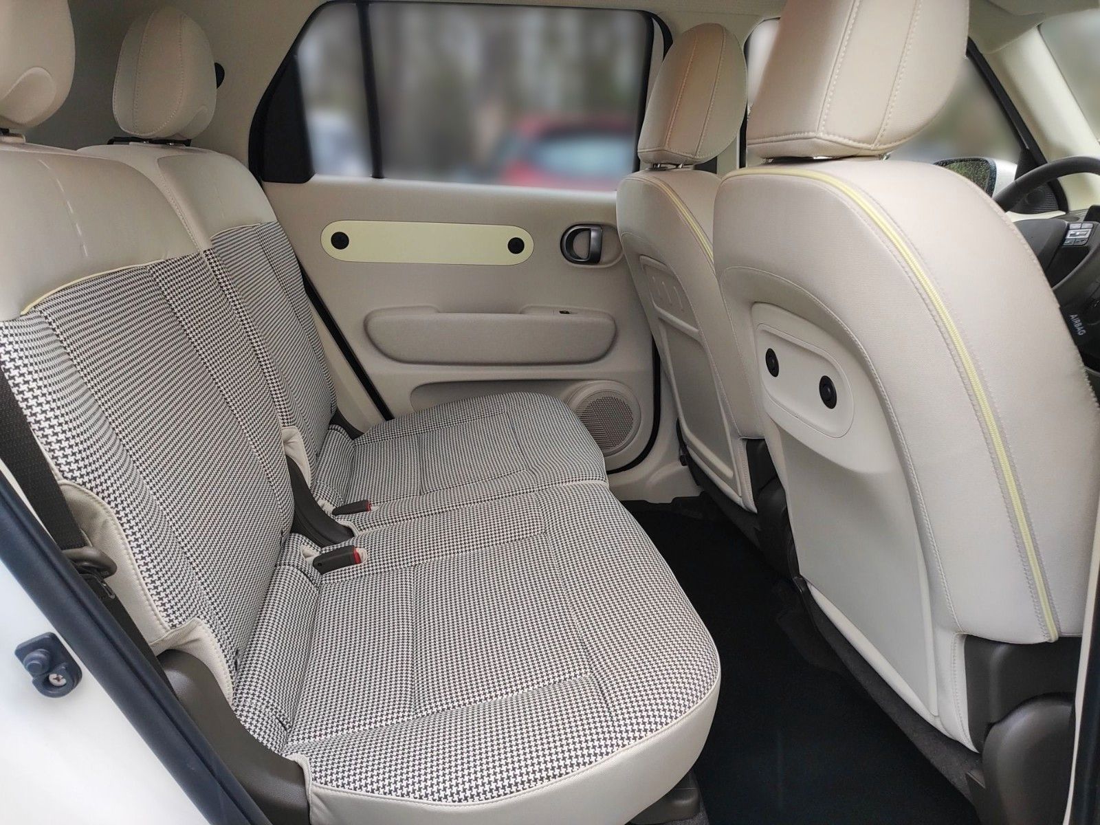 Hyundai INSTER – Bild 14