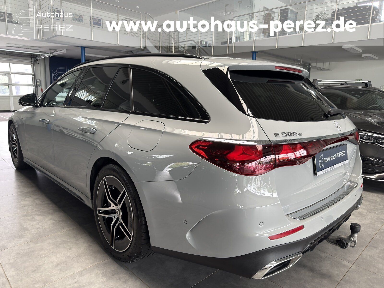 Mercedes-Benz E 300 T e AMG PREMIUM+ SUPERSCREEN- NP: 102.394€ imagem 3