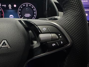 Fahrzeugverkauf 17 Skoda Kodiaq 1.5 TSI Selection Matrix*7-Sitze*AHK