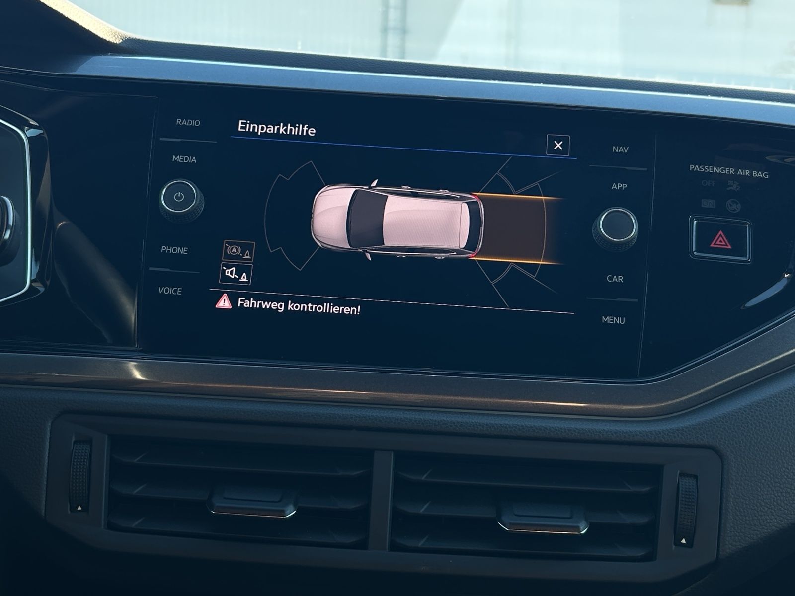 Fahrzeugabbildung Volkswagen Polo Highline TSI DSG LED ACC SH PDC Climatronic