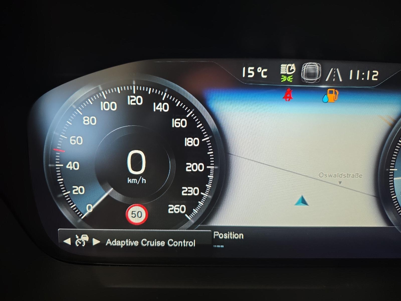 Volvo XC90 D5 Momentum AWD AHK Pano FourC 360° WinterP