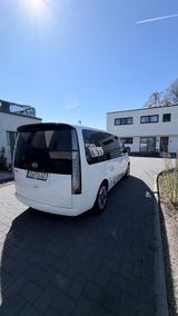Hyundai STARIA 2.2 CRDi Prime 9-Sitzer Automatik 2WD... - Hyundai STARIA mit Diesel-Antrieb: Prime