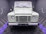 Land Rover Defender 90 Heritage Station Wagon