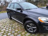 Volvo XC60 2.4D AWD Geartronic - - Volvo XC60 aus 2010: Awd