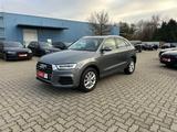 Audi Q3 design quattro LED Key SHZ Temp PDC Alu NAVI - Audi Q3 design mit Benzin-Antrieb