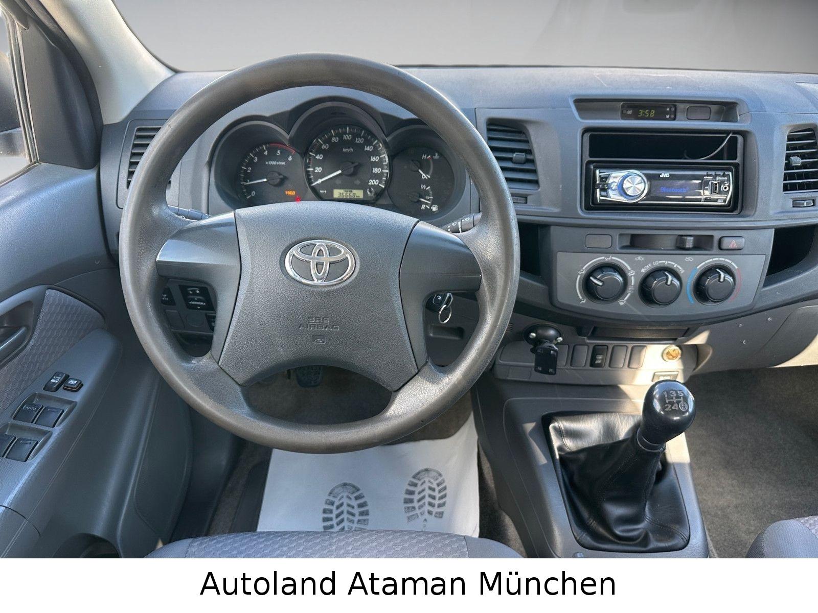 Toyota Hilux Double Cabine 2.5D 144ch - 2 ème main - Carnet entretien - Attelage - Bluetooth