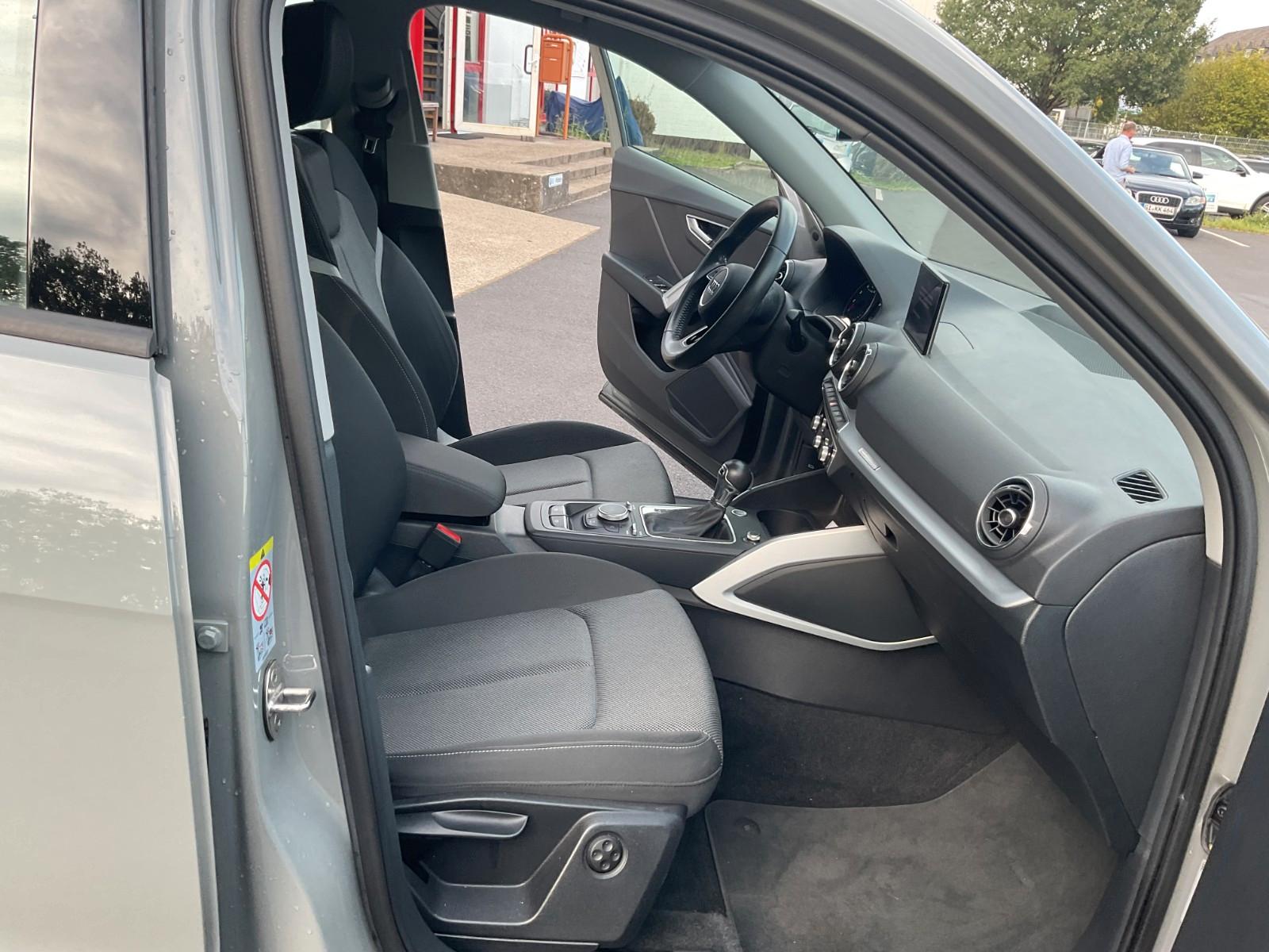 Audi Q2 35 TFSI S tronic S-Line LED Navi PDC SHZ, миниатюра 24