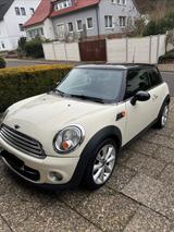 MINI Cooper 1.6 Diesel neuer TÜV scheckheftgepflegt - MINI Cooper D von privat