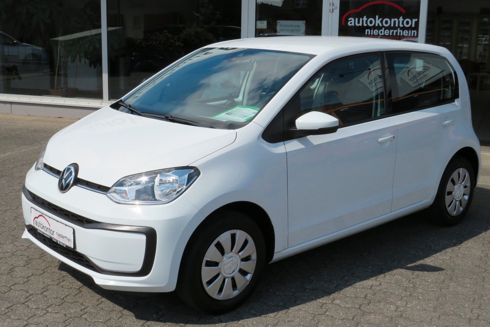 Fahrzeugabbildung Volkswagen up! 4 TÜREN KLIMA TELVOR DAB KAMERA PDC GRA 1.H