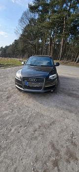 Audi Q7 S-line - Audi Q7 aus 2007: Line