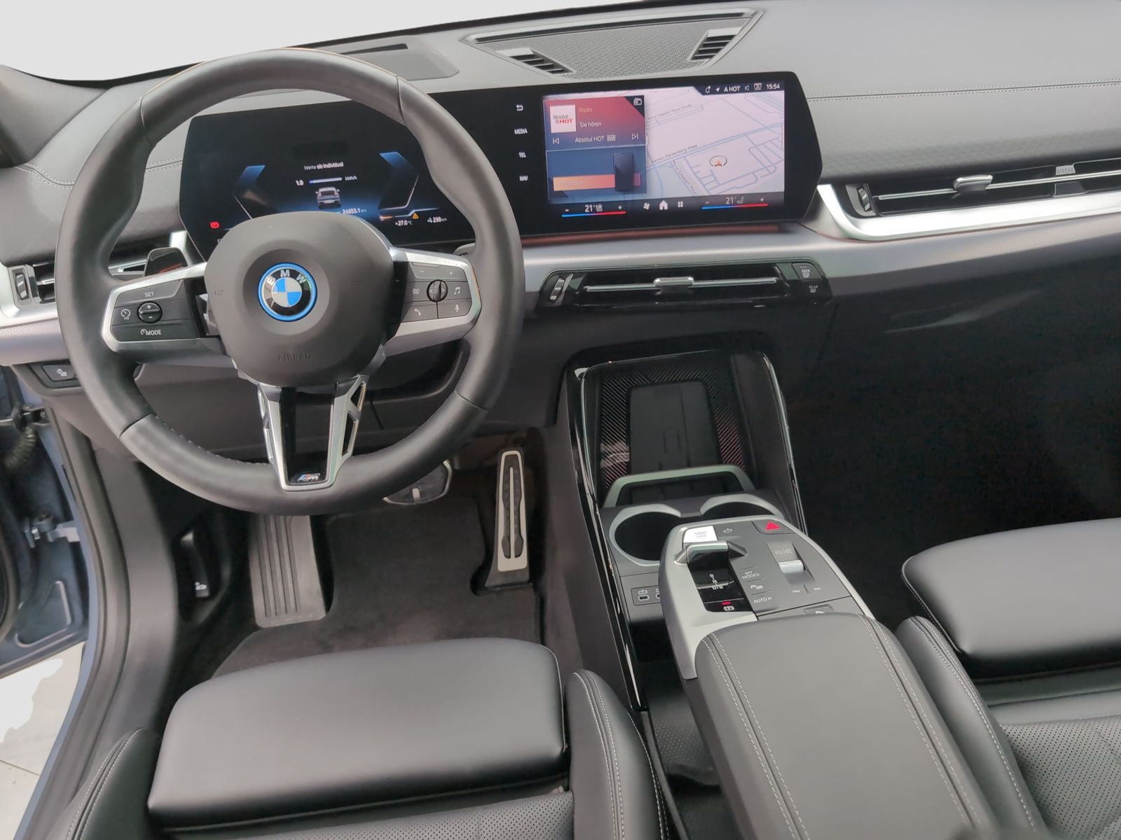 BMW iX2 - Bild 12