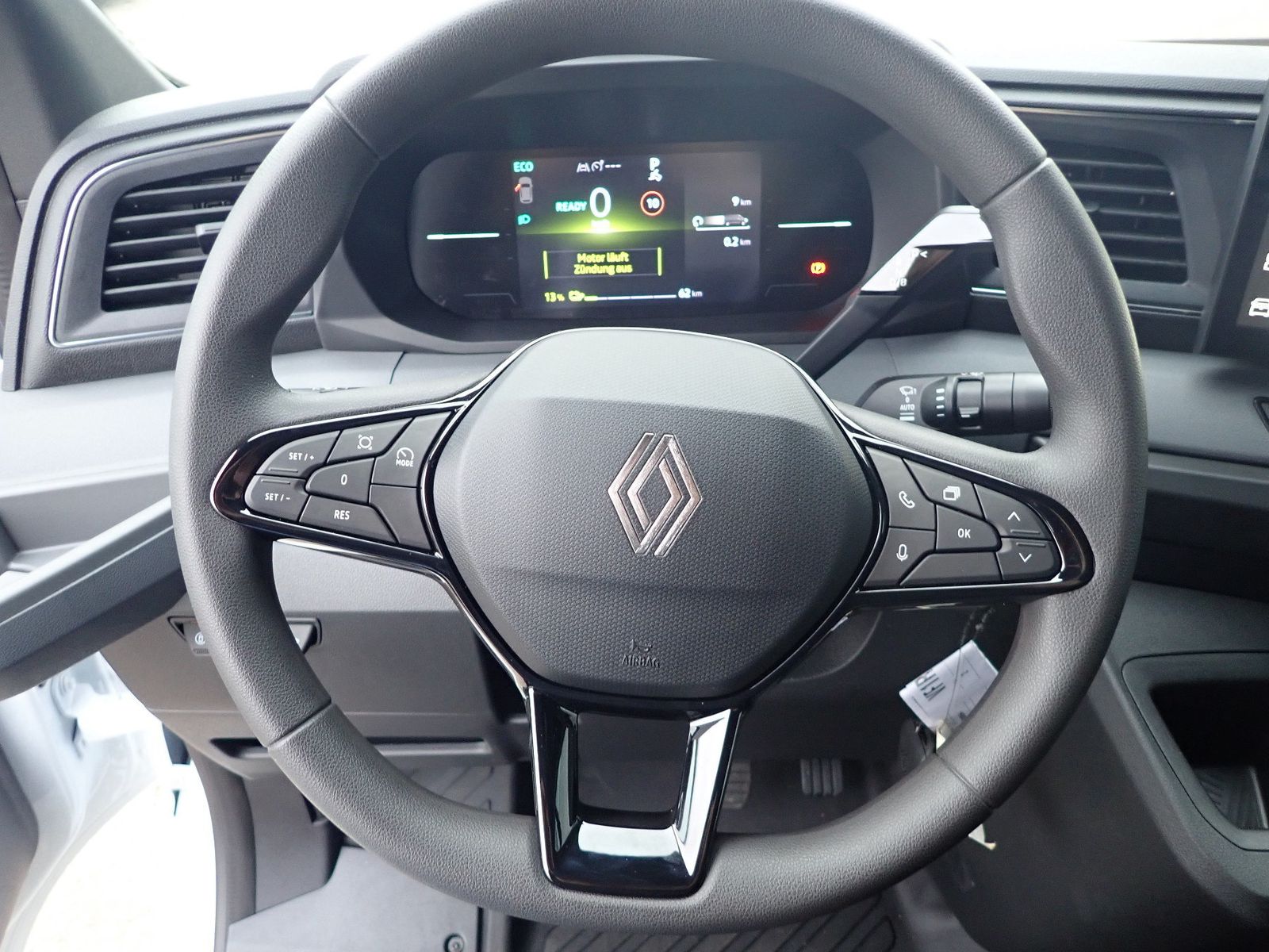 Fahrzeugabbildung Renault Master Kastenwagen E-Tech FWD Kasten advance L2H