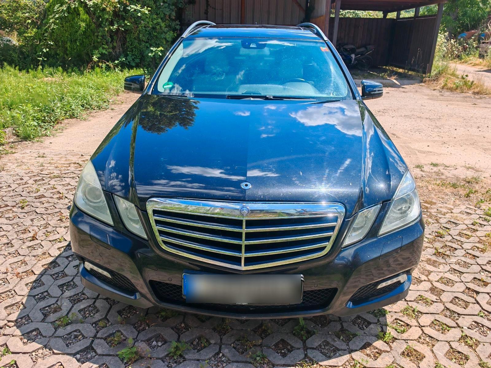 Mercedes-Benz E200 2010 — engine 136 HP (100kW)