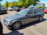 BMW 320i touring TÜV NEU - BMW 320 aus 2000: Kombi