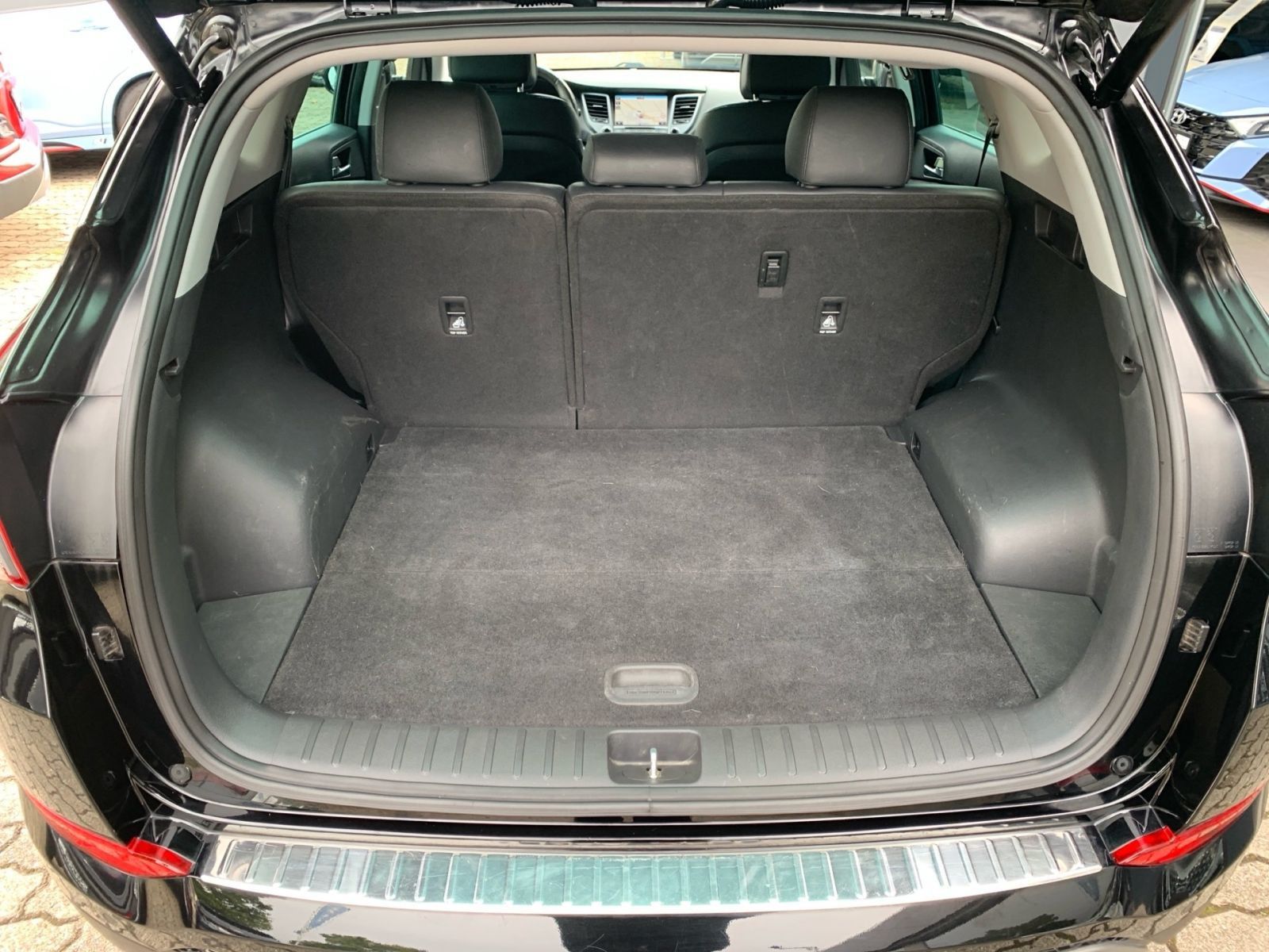 Fahrzeugabbildung Hyundai TUCSON 1.7 CRDi 7-DCT DPF Premium Navi
