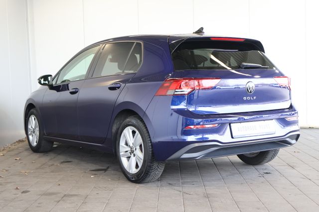 Volkswagen Golf VIII 2.0 TDI Life AID+ACC+LED+KAM+CARPLAY