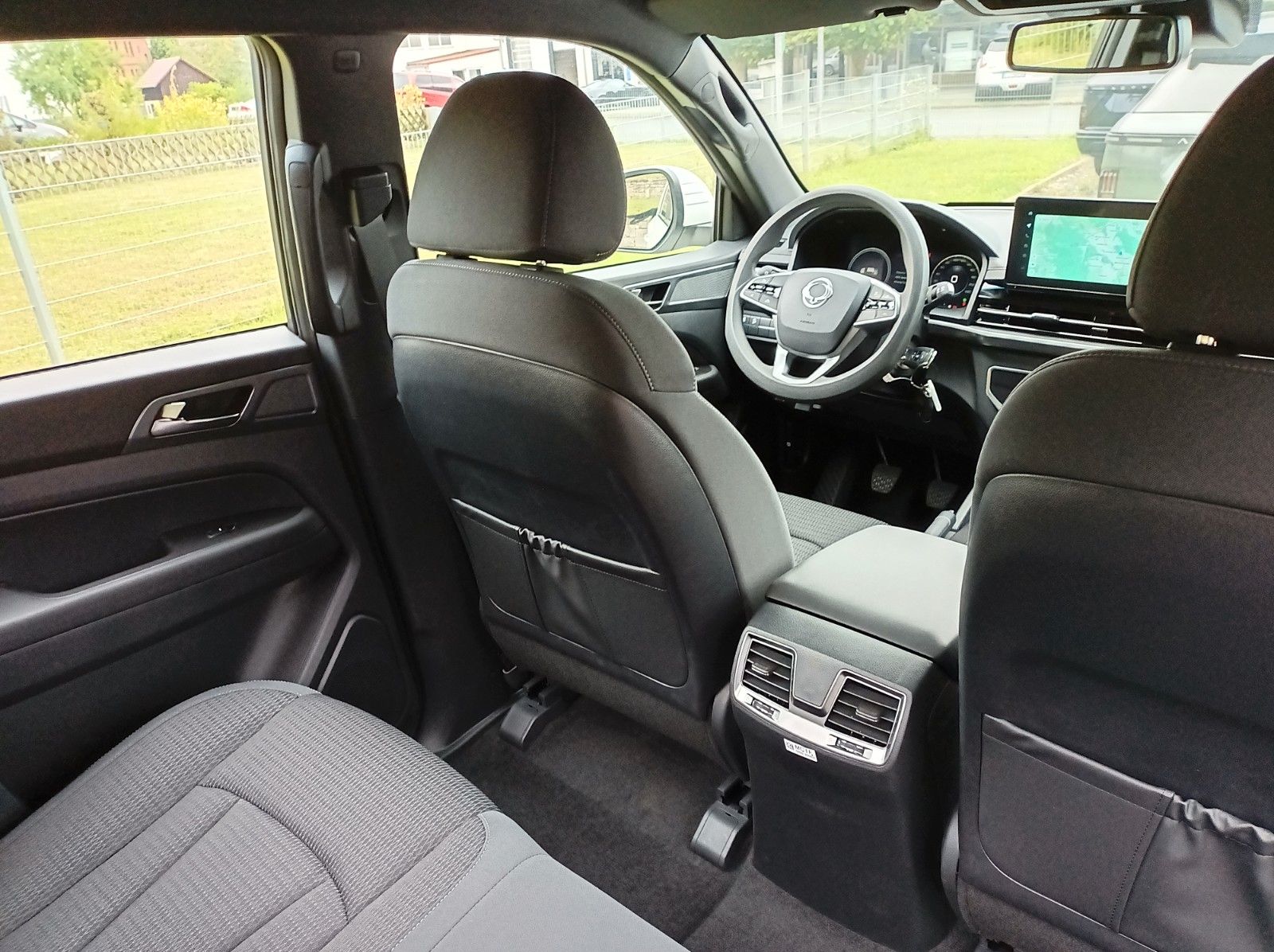 Fahrzeugabbildung KGM MUSSO GRAND CORE+ALLRAD+17ZOLL+R.KAMERA