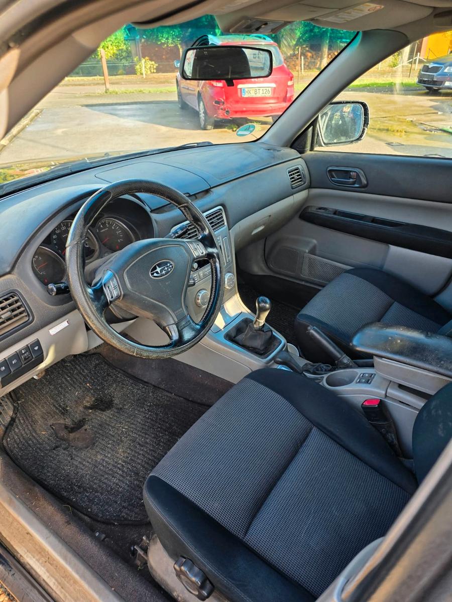 Subaru Forester 2005 — photo 11