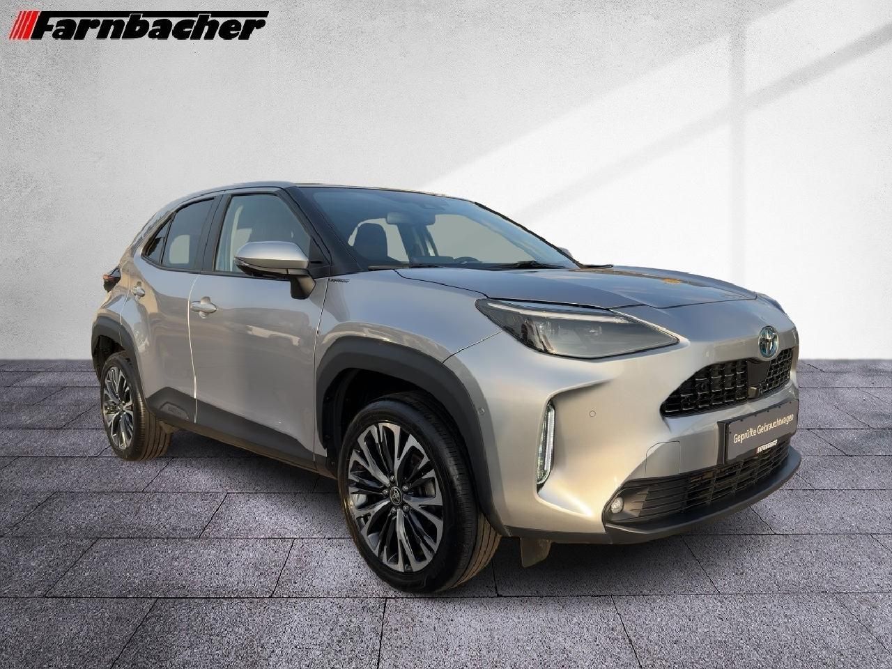Fahrzeugabbildung Toyota Yaris Cross 1,5 Hybrid Elegant*NAVI *PDC *Pano*