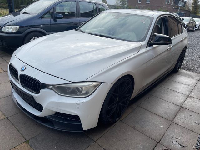 BMW 328 i+M-Paket+Leder+Navi+HuD+SSD+Komfzg+20 Zoll+