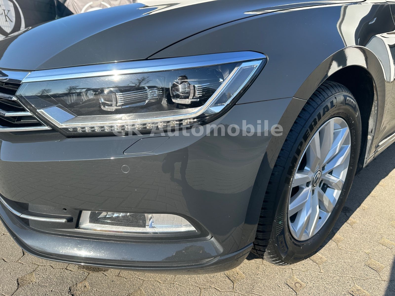 Fahrzeugabbildung Volkswagen Passat Variant Comfortline 2.0TDI/DSG/LED/AHK